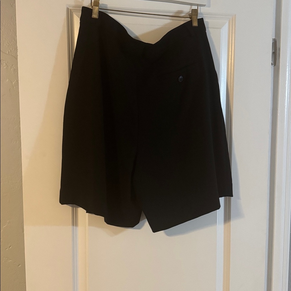 The Avery Pleated Trouser Shorts by Maeve-Blk-NWT - Picture 5 of 6